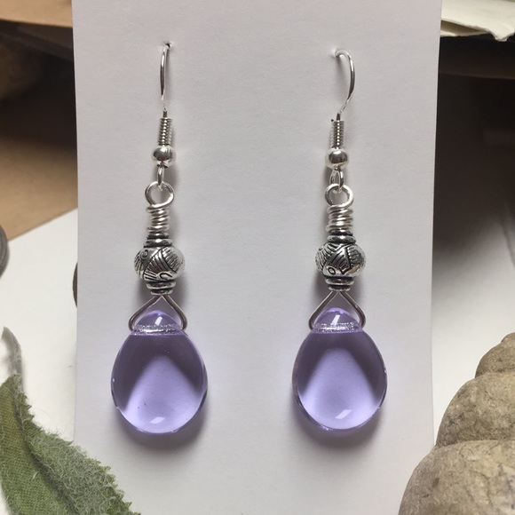 cocovalli Jewelry - Clear blue glass briolette teardrops silverbead